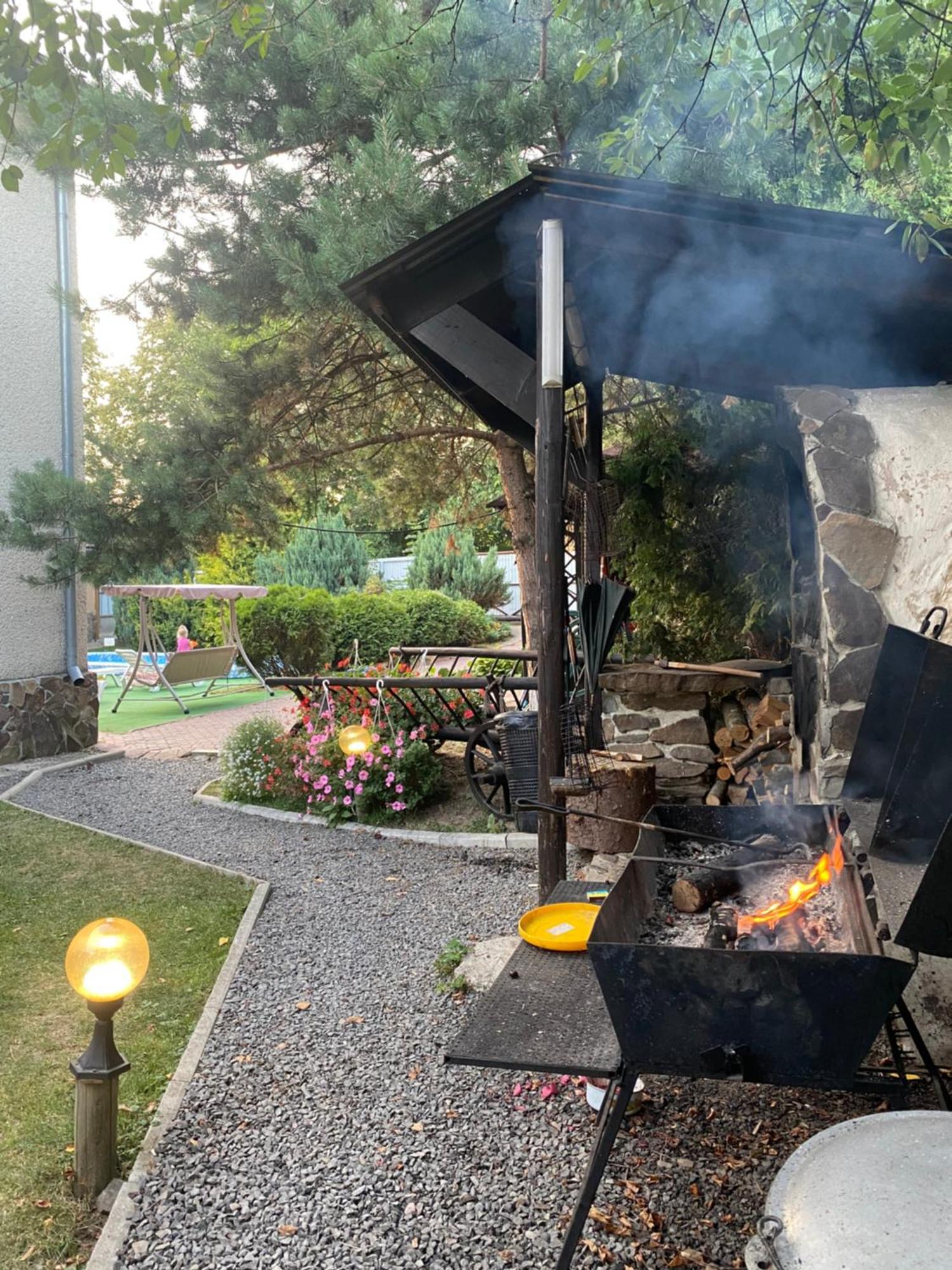 Mizhhirya  Guest House Shulc מראה חיצוני תמונה